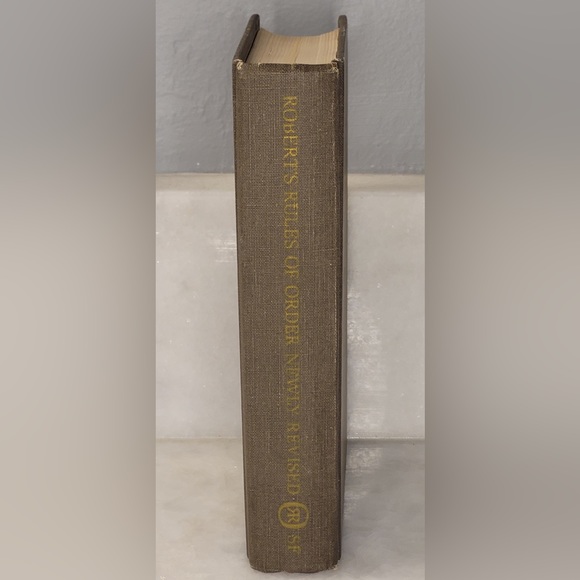 Roberts Rules of Order Newly Revised 1970 Scott Foresman - Picture 2 of 14